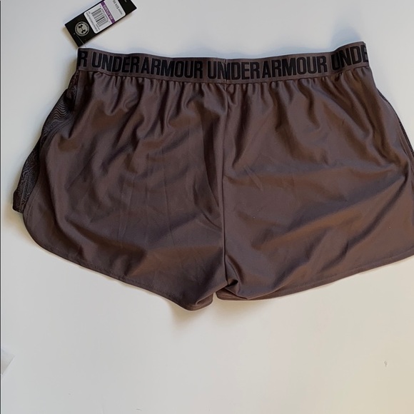 Under Armour Play Up Shorts - Picture 2 of 3